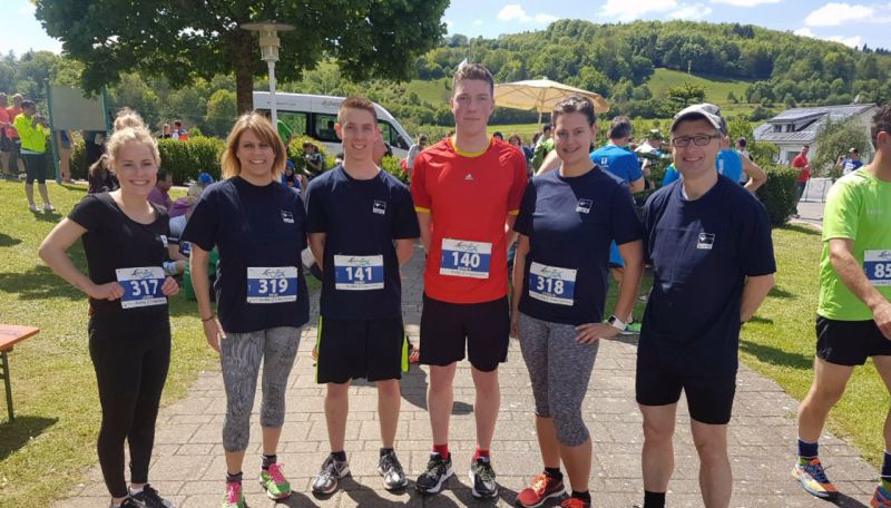 The employees of FEINGUSS BLANK take part in the Lauterlauf