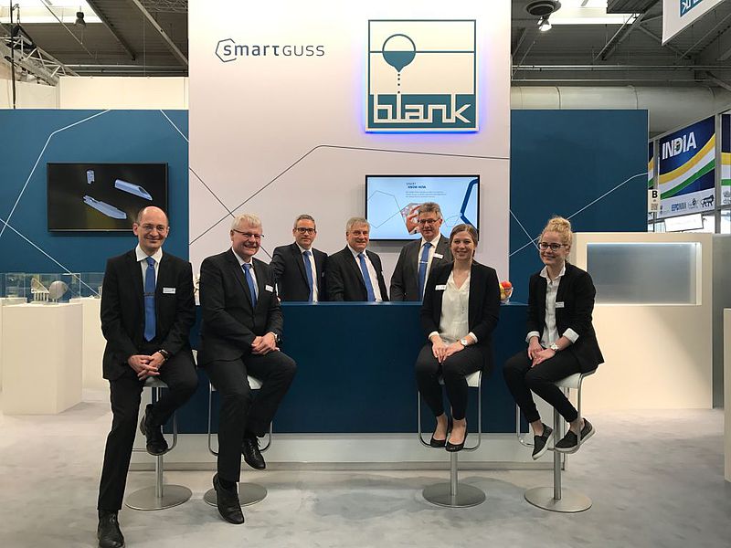 The sales representatives of FEINGUSS BLANK at the Hannover Messe.